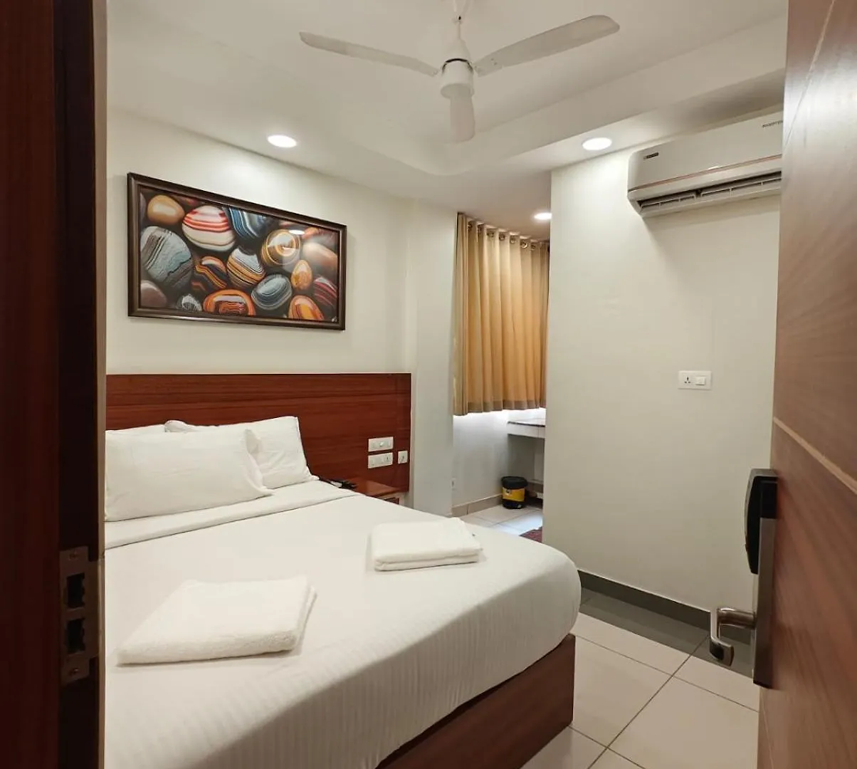 Nest Residency Ξενοδοχείο Kozhikode 3*,